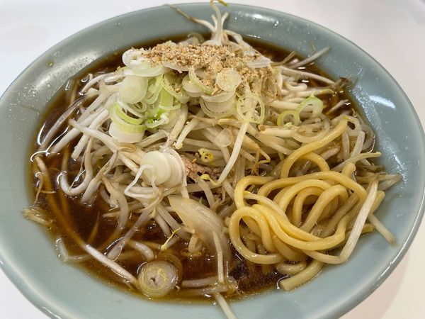 「しょうゆラーメン700円」@えぞっ子 見和店の写真