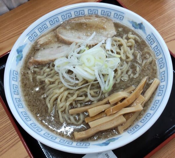 「極煮干し・細麺・中盛880円」@中華そば 雲ノ糸 あかねヶ丘店の写真