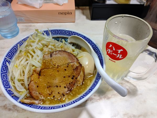 「炙り焼味噌二郎(並盛・200g)890円→500円」@豚骨醤油家系ラーメン 達磨堂の写真