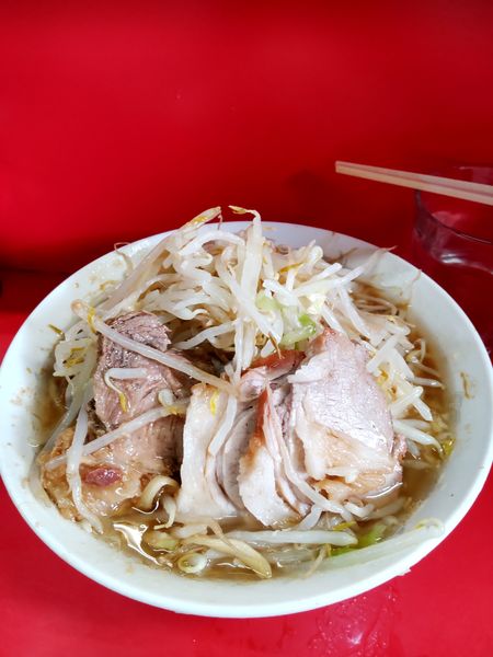 「ぶたラーメン ヤサイアブラ、ニンニク少し」@ラーメン二郎 三田本店の写真