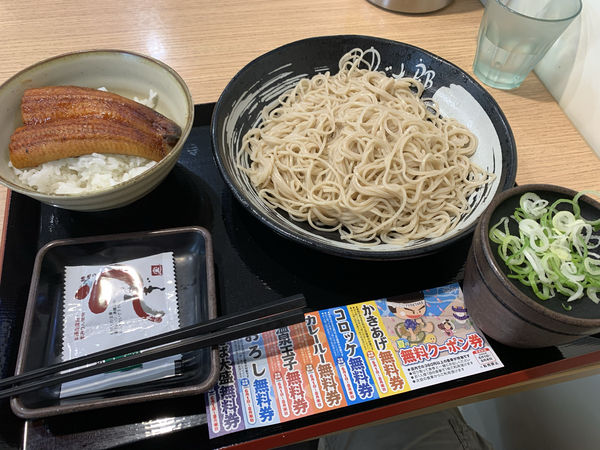 「ミニうな丼セットそば(980円)」@ゆで太郎 西五反田本店の写真