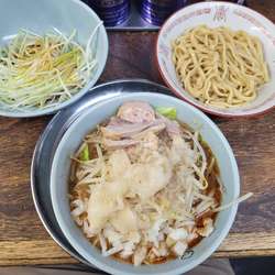 シークヮーサー（つけ麺）麺少なめ　ネギ増