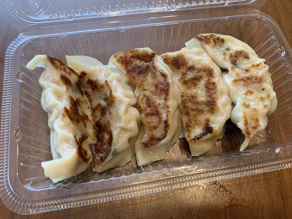 「スタミナギョーザ5個(405円)」@点心酒場PAOPAO+ アトレ五反田店の写真