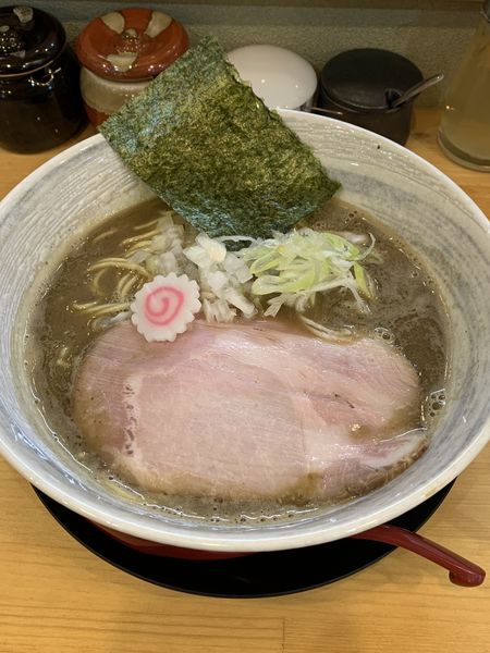 「濃厚煮干そば(醤油)800円  和え玉200円」@麺屋なると 伊奈店の写真