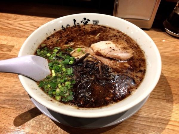 「らーめん」@豚骨麺 あの小宮の写真