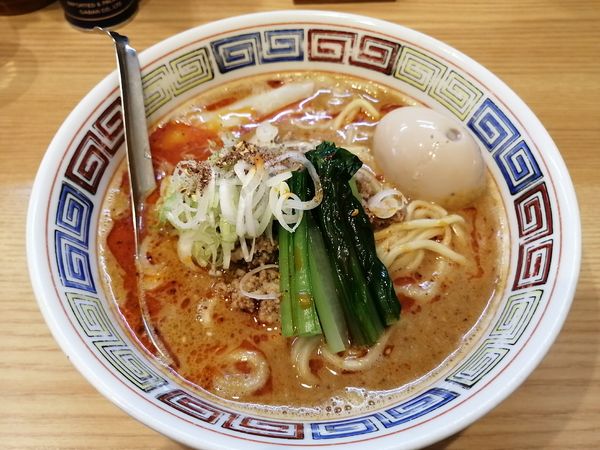「味玉担々麺　　辛さ控えめ　　1000円」@ほっこり中華そば もつけの写真