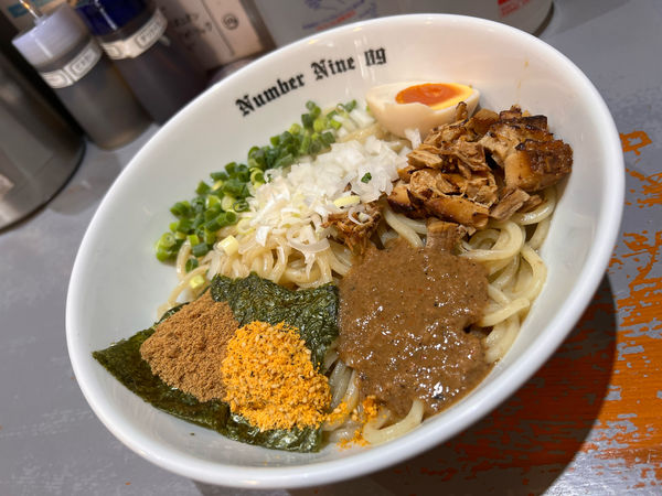 「まぜそば」@麺Dining Number Nine 09の写真