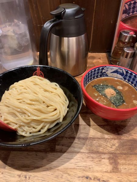 「濃厚豚骨魚介つけ麺(790円)」@つけ麺専門店 三田製麺所 新宿西口店の写真