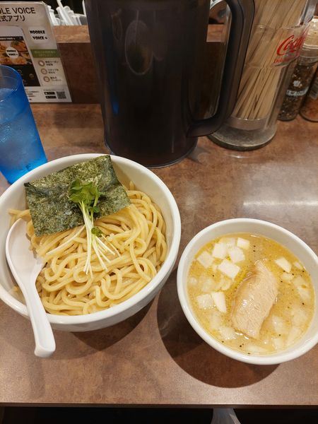 「濃厚ホタテつけそば＋本日のメシ」@NOODLE VOICEの写真