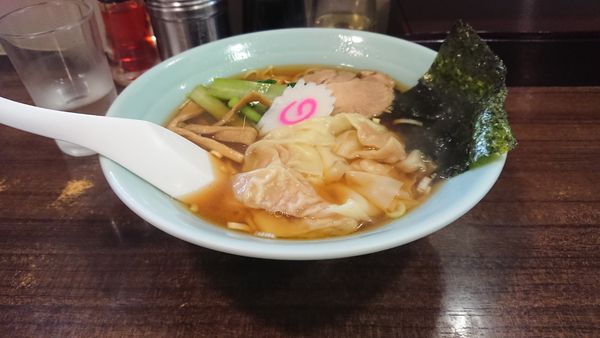 「ワンタンメン」@龍味 横浜トーヨー街店の写真