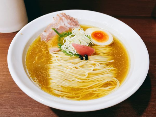 「濃縮煮干し醤油」@メヂカそば 吟魚の写真