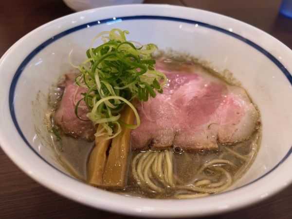 「にぼしそば」@麺や 麟子鳳雛の写真