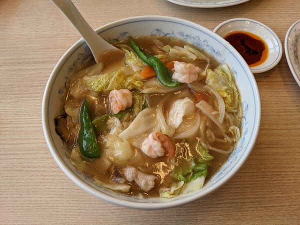 「うまにラーメン　700円」@ぎょうざの満洲 おおたモール店の写真