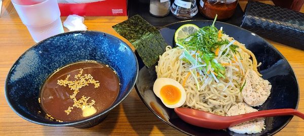 「限定 サラダつけ麺」@ラーメン屋 コカトリスの写真