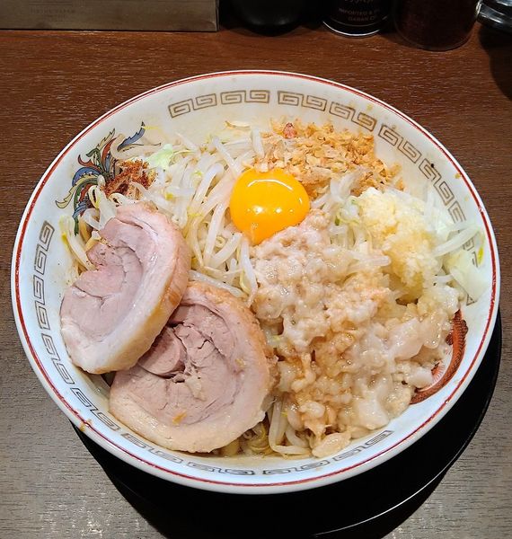 「小ラーメン 830円＋汁なしに変更 100円」@豚山 横浜西口店の写真