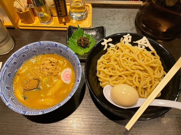 「特製つけめん 並＋生七味」@六厘舎 上野店の写真