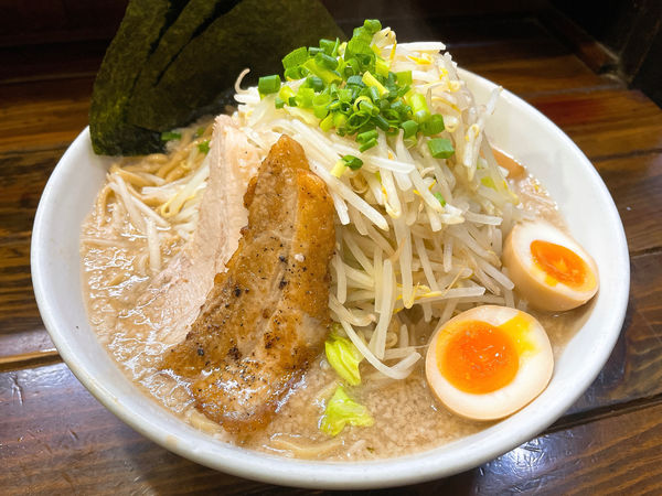 「特製無限大らーめん」@ラーメン無限大 船橋店の写真