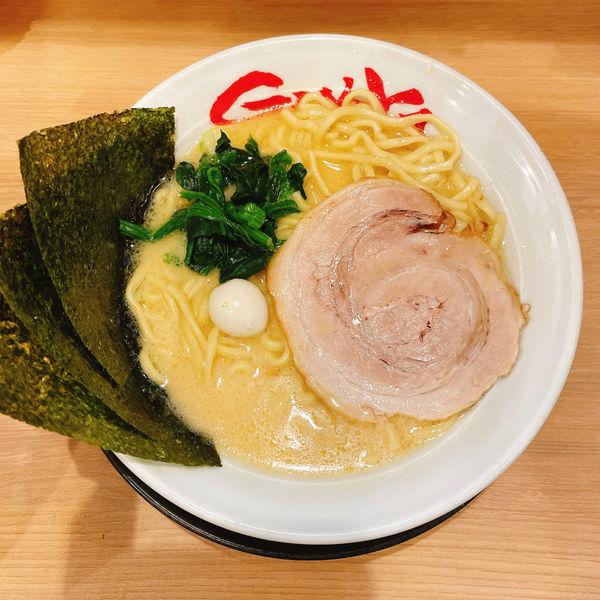 「ラーメン」@横浜家系ラーメン 吟家 船橋駅前店の写真