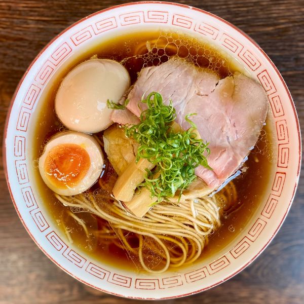 「醤油らぁ麺 ¥800円（味玉サービスCP）」@らぁ麺 大金星の写真