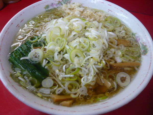 「ラーメン（+ニンニク、ネギ多め）」@バリバリラーメンの写真