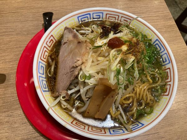 「紀州湯浅吟醸醤油ラーメン¥748+もやし¥110」@麺屋 ひしお 和歌山駅前店の写真