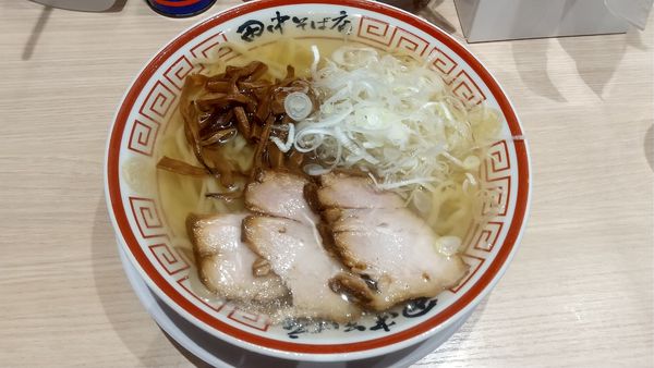 「冷やかけ中華そば890円」@田中そば店 渋谷パルコ店の写真