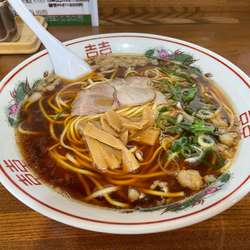 黒い尾道ラーメン(870円)