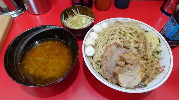 「小（700円）＋つけめん＋うずら＋ねぎ　ニンニクアブラ」@ラーメン二郎 千葉店の写真
