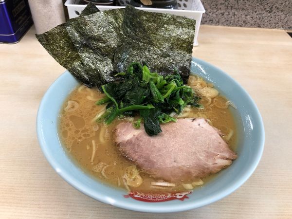 「ラーメン」@横浜ラーメン 町田家 町田本店の写真