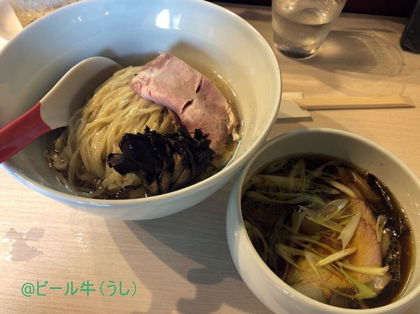 「【夏季限定】黒舞茸と近江黒鶏の昆布水つけ麺(1200円)」@柳麺 呉田-goden-の写真