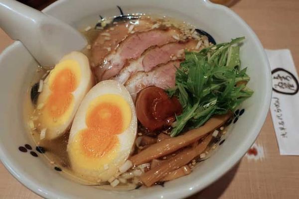 「梅しおらーめん　900円＋チャーシュー増し　250円他」@与ろゐ屋の写真