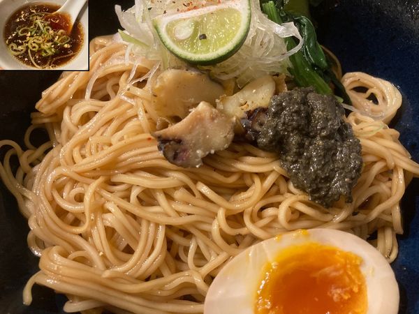 「[今日の裏] 新潟県産大サザエの肝ソース冷やしまぜそば」@ジンジャーヘッドバッドの写真