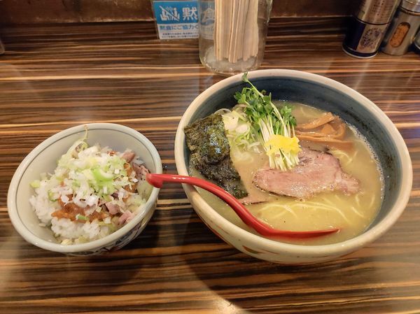 「とりそば　蛍ごはん」@中華そば 螢の写真