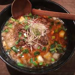 でめきん流　勝浦タンタンメン(860円)限定