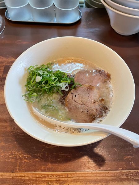 「博多豚骨らーめん」@幸心堂の写真