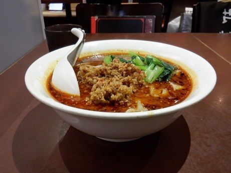 「元祖麻辣刀削麺」@陳家私菜 新宿店の写真
