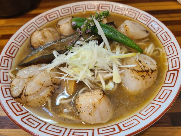 「帆立の肝ビター冷やし醤油のらーめん7/9」@鮮魚らーめん 五ノ神水産の写真