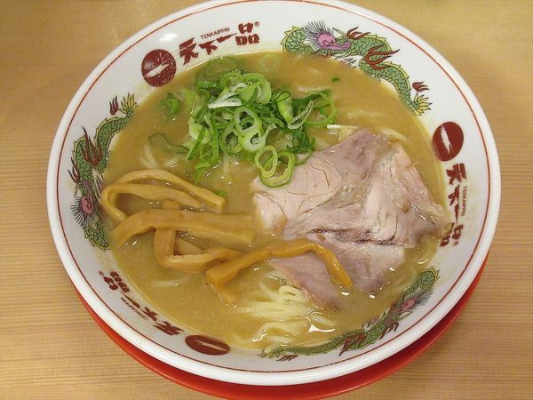 「こってり（890円）」@天下一品 赤坂店の写真