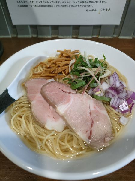 「昆布と煮干しの冷やしそば　塩」@らーめんぶたまろの写真