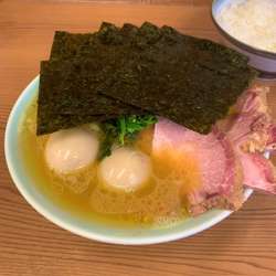 外伝ラーメン、味玉(学生サービス)