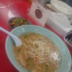 味噌ラーメン 豚丼