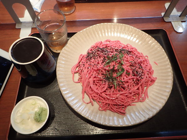 「ビーツそば(1000円)+大盛(200円)」@鈴やの写真