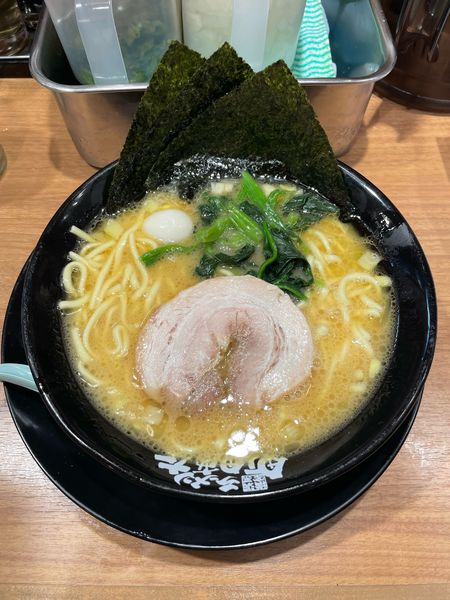 「ラーメン(730円)」@町田商店 川崎駅西口店の写真