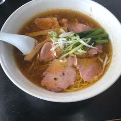 手打ちチャーシュー麺