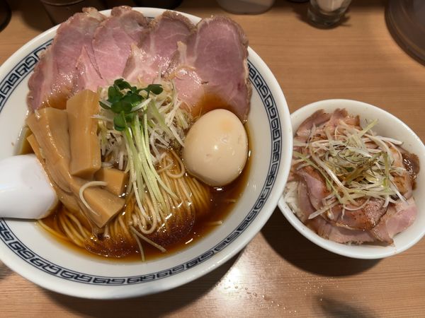 「特製中華そば980+替玉100+炙りチャーシュー丼200」@中華そば ます田の写真