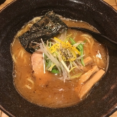 麺や すする 水道橋店の画像