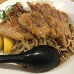 肉汁麺ススム 新橋店の画像