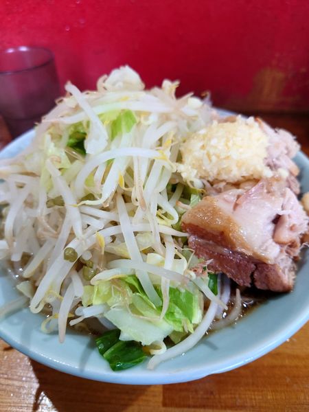 「ラーメン　ニンニク」@ラーメン髭の写真