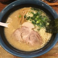 九州らーめん もとまるの画像