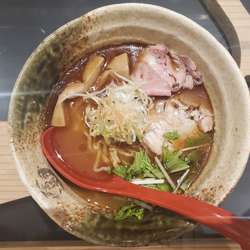 焼きあご塩らーめん